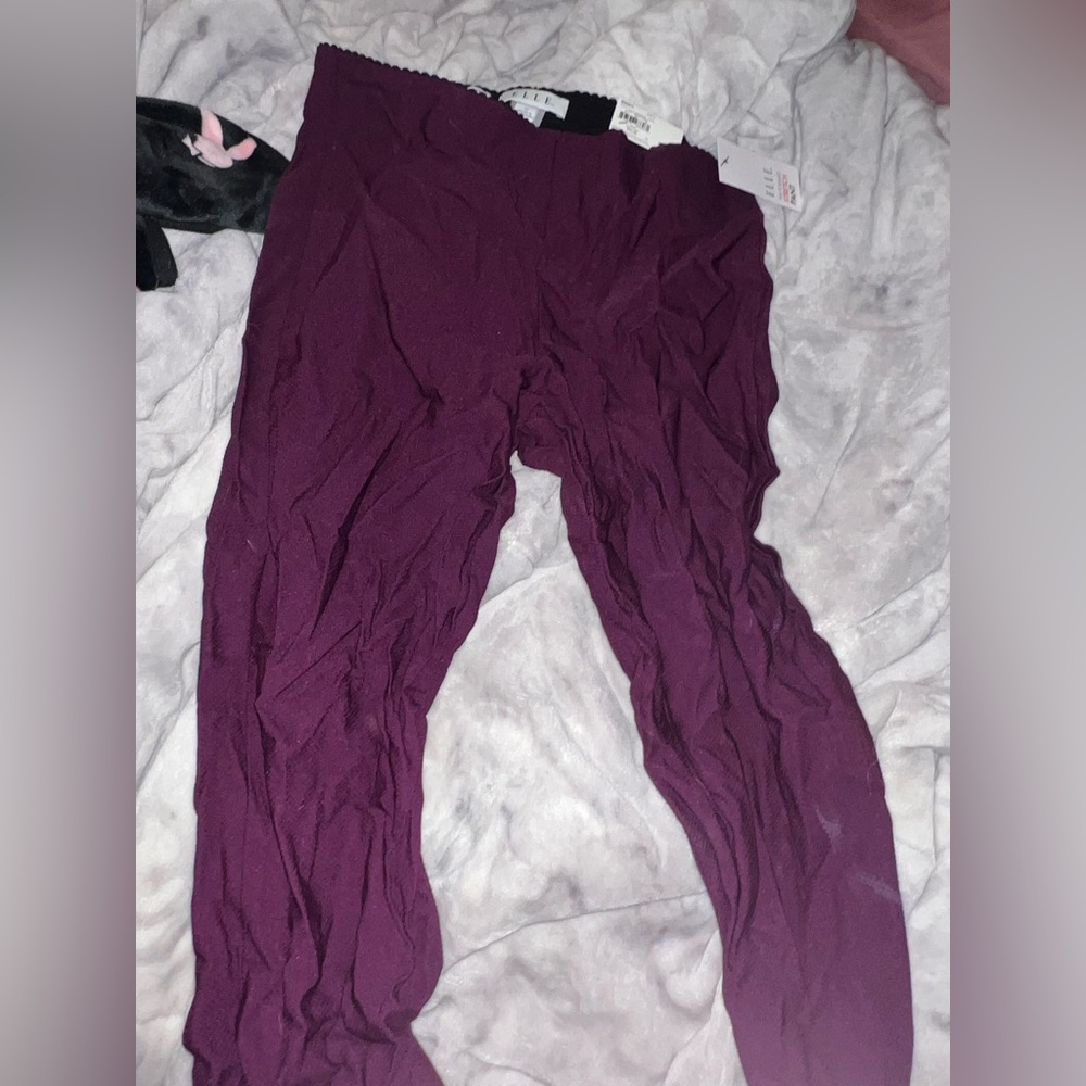 NWT Elle stretch ankle pants